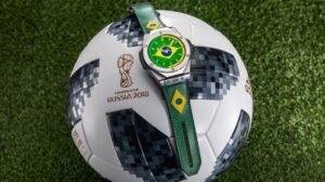 smartwatch pemain bola