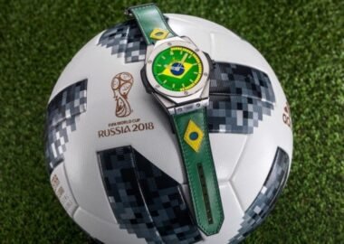 smartwatch pemain bola