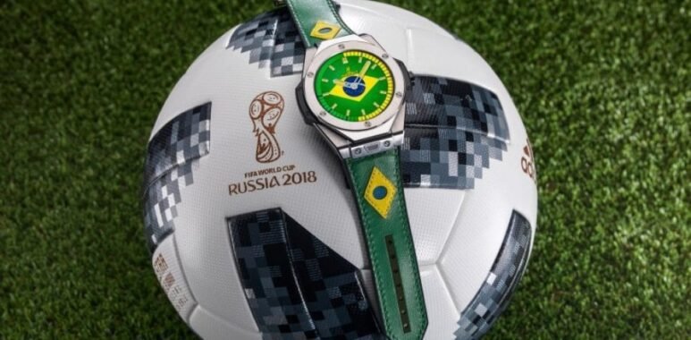 smartwatch pemain bola